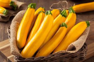 courgette jaune du pays 1.95 le kilo